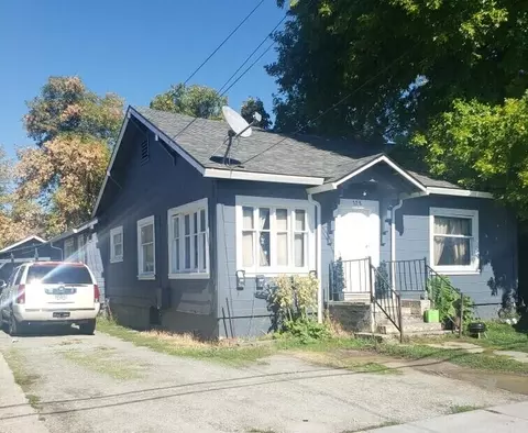 728 W 11th St, Medford, OR 97501