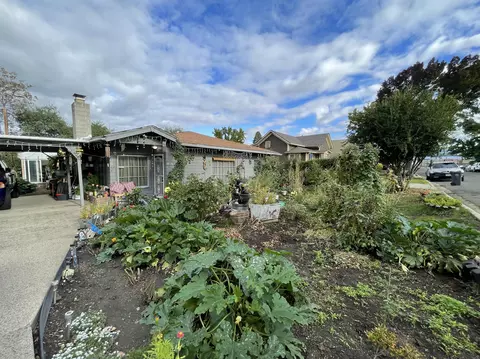 605 Franquette St, Medford, OR 97501