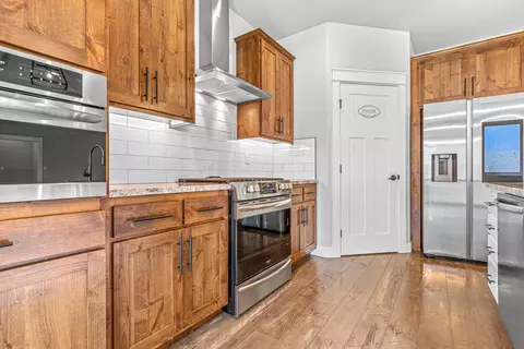 1300 Crestmont Pl, Eagle Point, OR 97524 photo 7