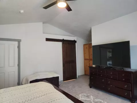 17330 Lively Ln, Bend, OR 97707 photo 10