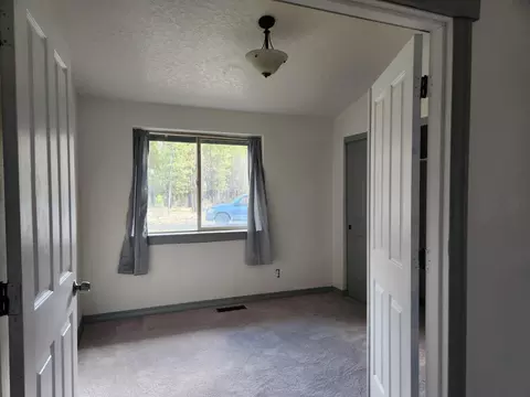 17330 Lively Ln, Bend, OR 97707 photo 12