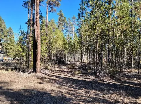 51341 Welch Rd, La Pine, OR 97739 photo 2