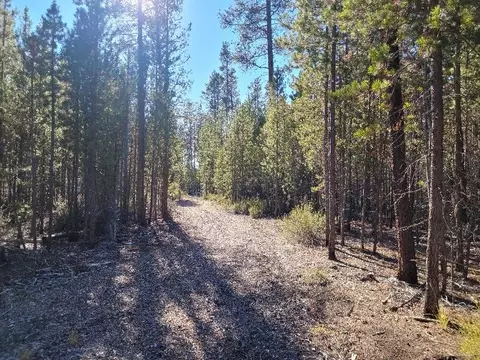 51341 Welch Rd, La Pine, OR 97739 photo 3