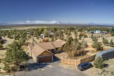 14441 SW Juniper Dr, Powell Butte, OR 97753
