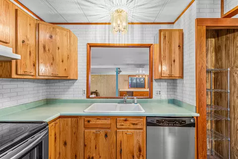 555 Freeman Rd #13, Central Point, OR 97502 photo 9