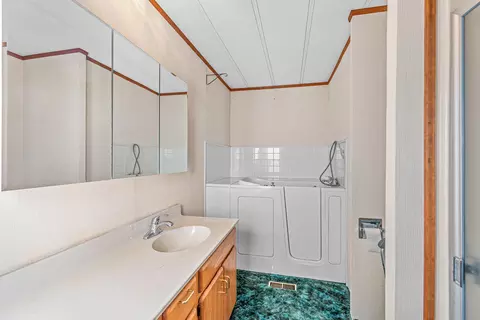 555 Freeman Rd #13, Central Point, OR 97502 photo 17