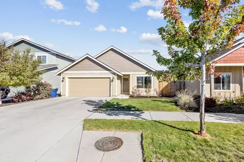 21162 NE Capella Pl, Bend, OR 97702