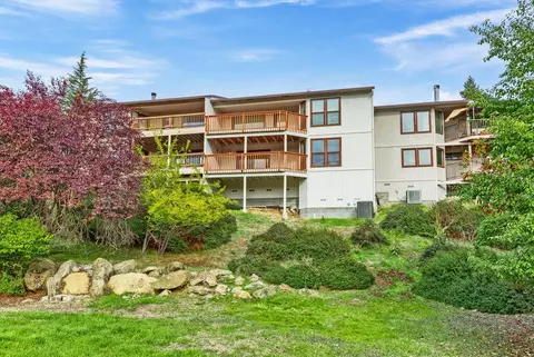 274 Mt Echo Dr, Medford, OR 97504