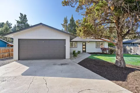 2843 NE Daggett Ln, Bend, OR 97701
