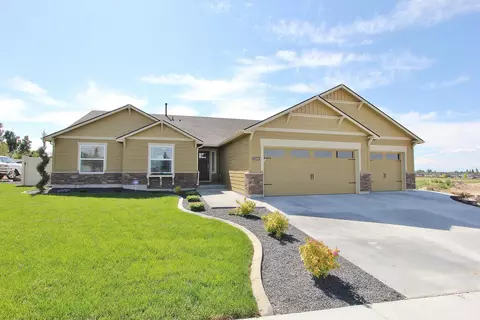 2768 High Cedars Ln #145, Medford, OR 97504