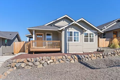 3351 W Antler Ave, Redmond, OR 97756