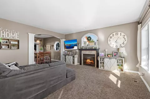 878 Ridgeview Dr, Eagle Point, OR 97524 photo 5