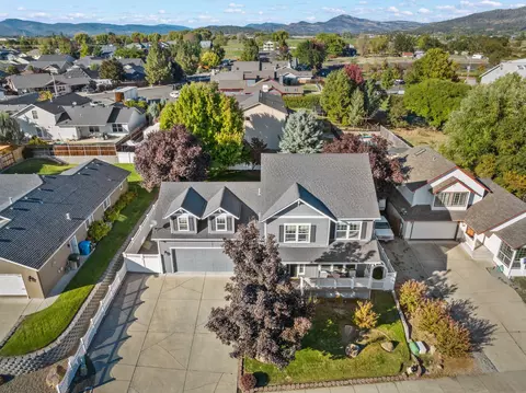 878 Ridgeview Dr, Eagle Point, OR 97524 photo 35