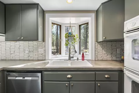 17675 Teil Ct, La Pine, OR 97739 photo 10