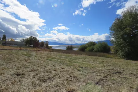 600 700 Modoc Point Rd, Chiloquin, OR 97624 photo 2
