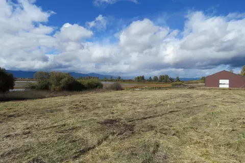 600 700 Modoc Point Rd, Chiloquin, OR 97624 photo 3