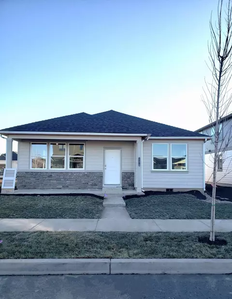 1278 NE Boxcar Dr # 149, Prineville, OR 97754