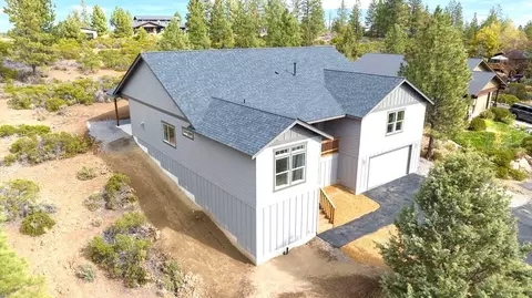 19082 Pumice Butte Rd, Bend, OR 97702