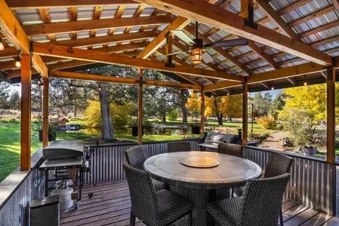 Exterior - 61290 Obernolte Rd, Bend, OR 97701 photo 4 of 24