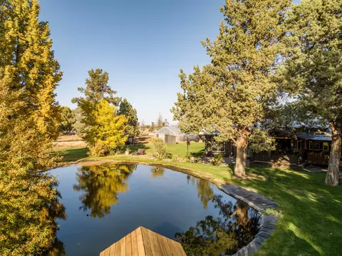 View/Area - 61290 Obernolte Rd, Bend, OR 97701 photo 1 of 9