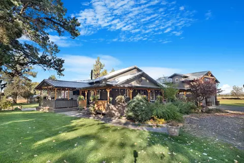 Exterior - 61290 Obernolte Rd, Bend, OR 97701 photo 23 of 24
