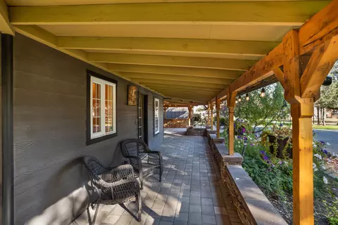 Exterior - 61290 Obernolte Rd, Bend, OR 97701 photo 10 of 24