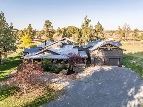 Exterior - 61290 Obernolte Rd, Bend, OR 97701 photo 2 of 24