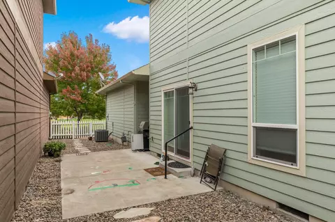 1142 Rustler Peak St, Central Point, OR 97502 photo 25