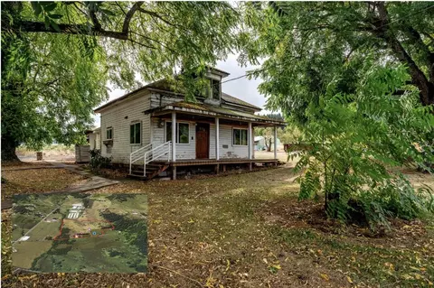 26160 Gap Rd, Brownsville, OR 97327