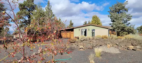 25025 Alpine Ln, Bend, OR 97701