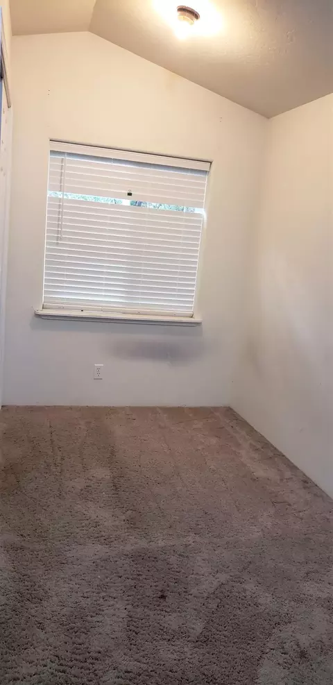 410 E River St, Cave Junction, OR 97523 photo 11