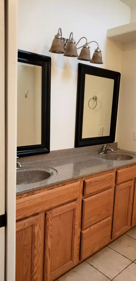 410 E River St, Cave Junction, OR 97523 photo 6