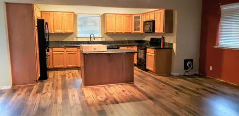 410 E River St, Cave Junction, OR 97523 photo 4