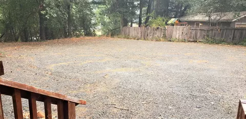 410 E River St, Cave Junction, OR 97523 photo 16