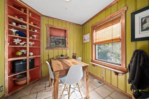 526 NE Burnside Ave, Bend, OR 97701 photo 6