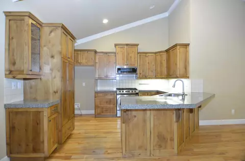 19326 Brookside Way, Bend, OR 97702 photo 4