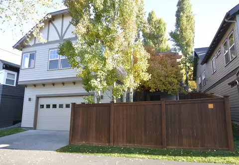19326 Brookside Way, Bend, OR 97702 photo 3
