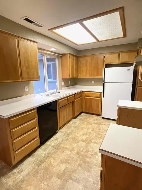 809 Corey Dr, Phoenix, OR 97535 photo 9