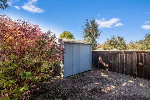 20652 Beaumont Dr, Bend, OR 97701 photo 25
