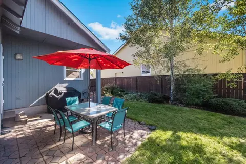 20652 Beaumont Dr, Bend, OR 97701 photo 26