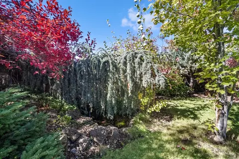 20652 Beaumont Dr, Bend, OR 97701 photo 24