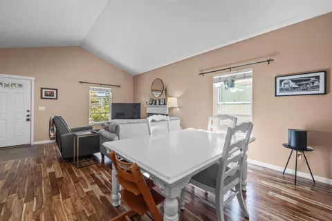 20652 Beaumont Dr, Bend, OR 97701 photo 8