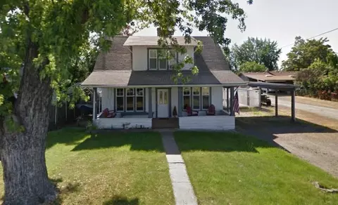 2151 Corona Ave, Medford, OR 97504