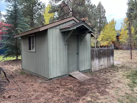 296 E Tyee Dr, Sisters, OR 97759 photo 10