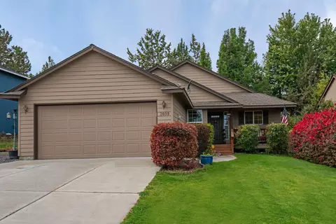 2035 SW 36th St, Redmond, OR 97756