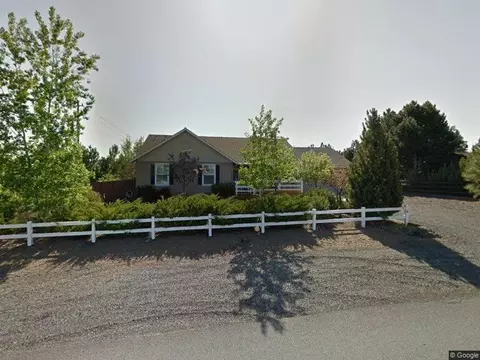 61190 Cottonwood Dr, Bend, OR 97702