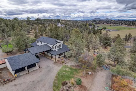 3660 NW Walnut Ave, Redmond, OR 97756