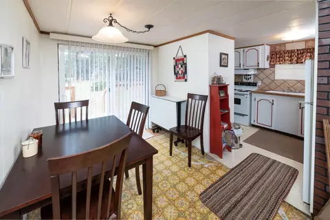 17069 Spring River Rd, Bend, OR 97707 photo 8