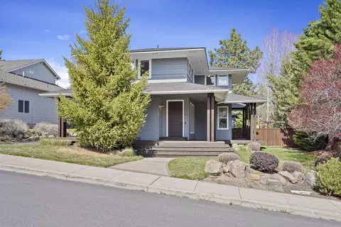 542 NW Greyhawk Ave, Bend, OR 97703
