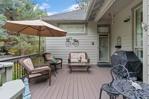 60886 Oasis Pl, Bend, OR 97702 photo 40
